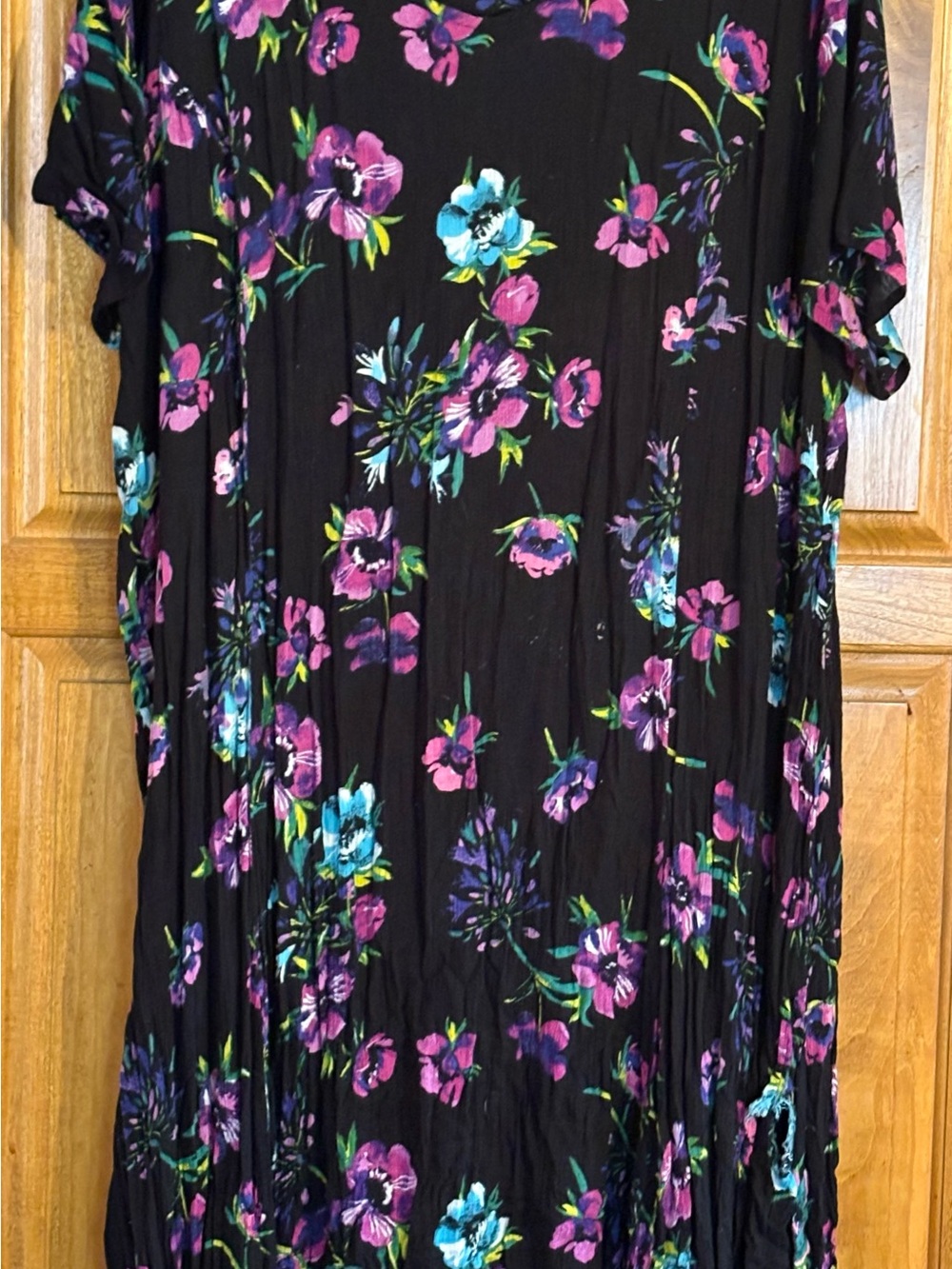Woman Within Floral Crinkle Dress
22/24 - Picture 2 of 5